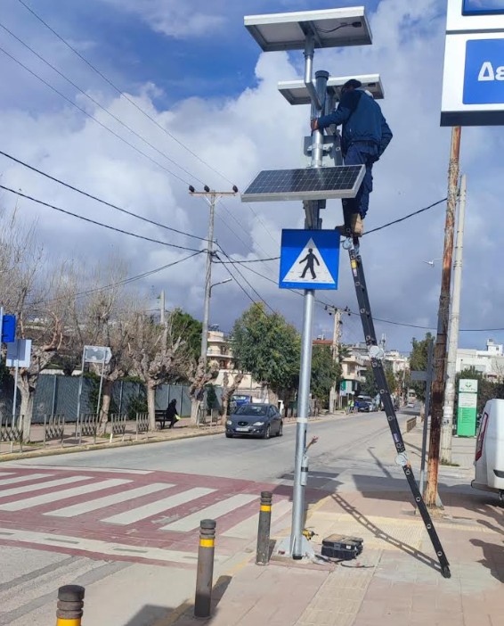 Δήμος Ραφήνας–Πικερμίου: Πιλοτική έναρξη λειτουργίας φωτοσήμανσης στις «έξυπνες διαβάσεις» – Αποκατάσταση του χρωματισμού οδοσήμανσης