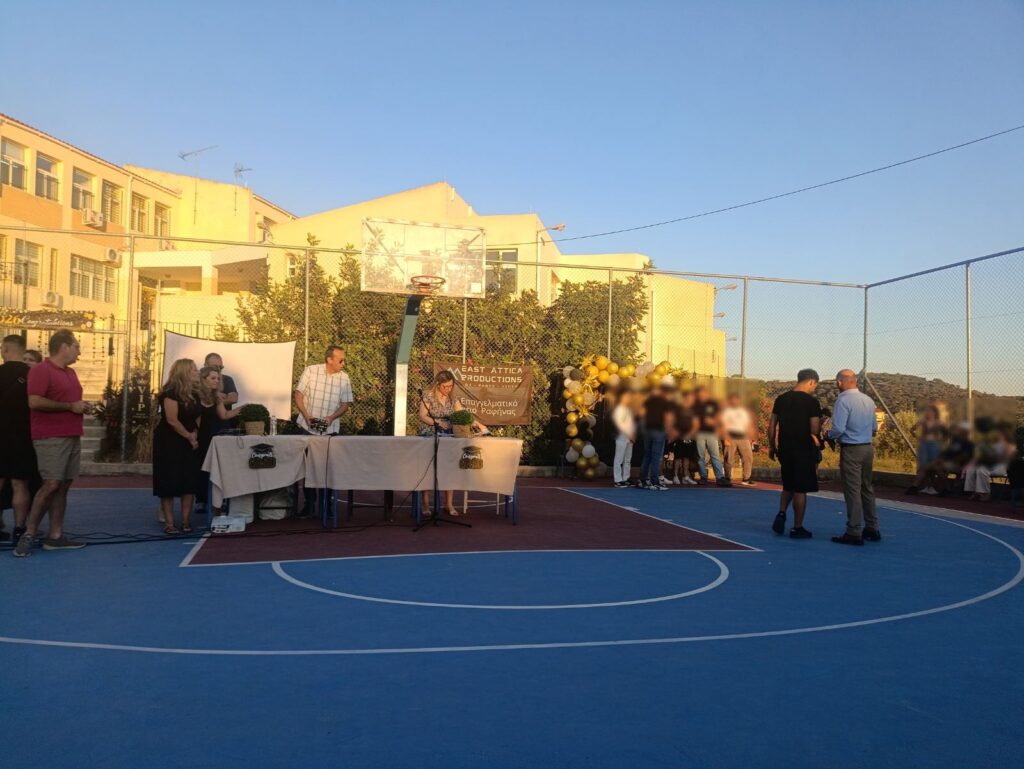Το ΕΠΑΛ Ραφήνας αποχαιρέτησε τους αποφοίτους του